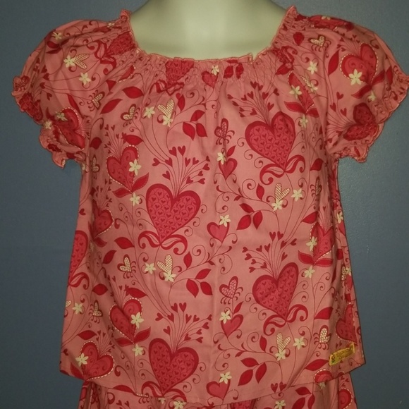 Custom 💕 Heart Capri Set - Picture 2 of 4